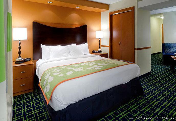 Fairfield Inn & Suites By Marriott Matthews Charlotte Zimmer foto