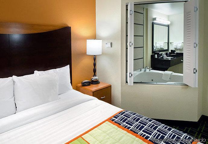Fairfield Inn & Suites By Marriott Matthews Charlotte Zimmer foto